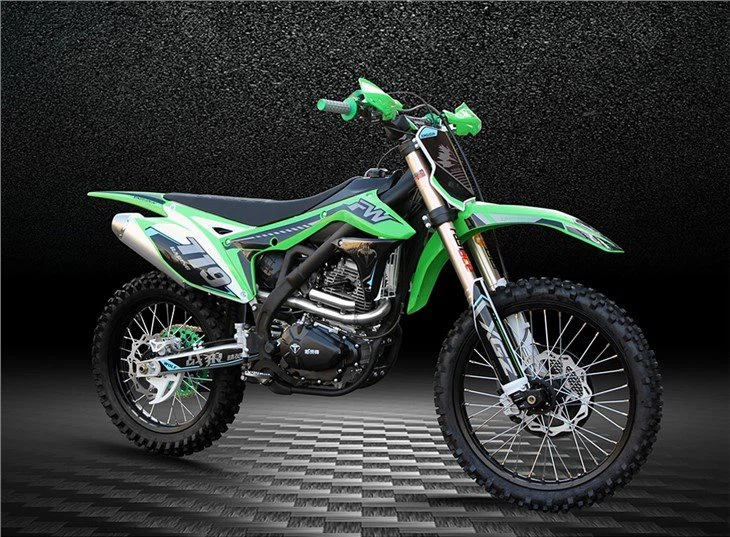 4 stroke 250 dirt bike
